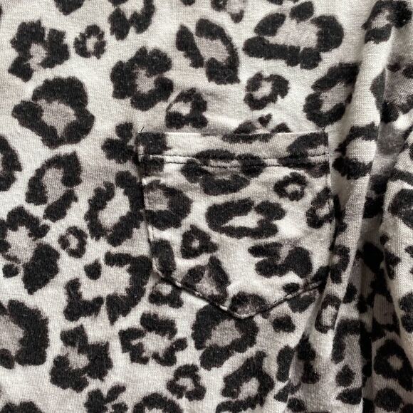 Buttery Soft Leopard Animal Print Tee Tshirt - Picture 3 of 3